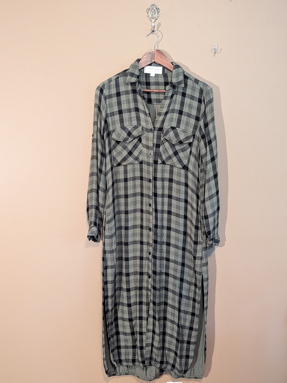 cloth & stone Olive and Black Plaid Maxi Shirt Dress. Sz Small. Fall Fashion.